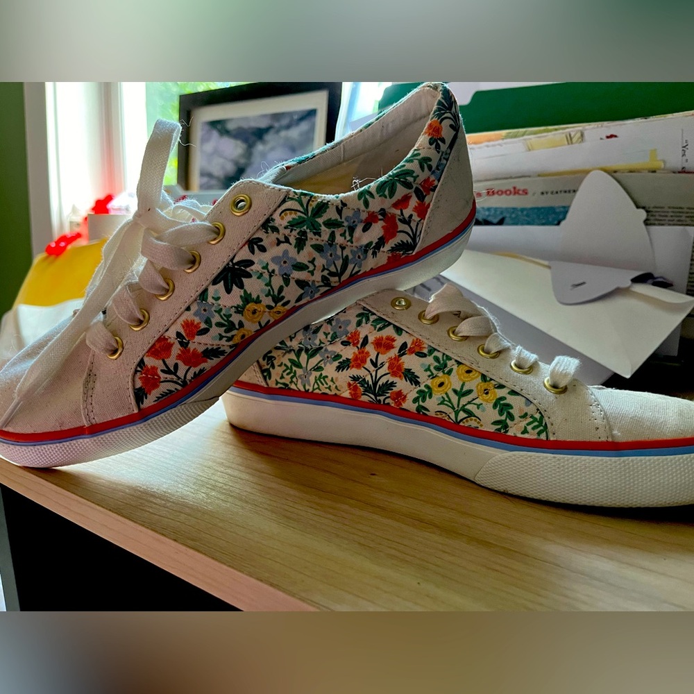 BNWOT rifle paper and keds